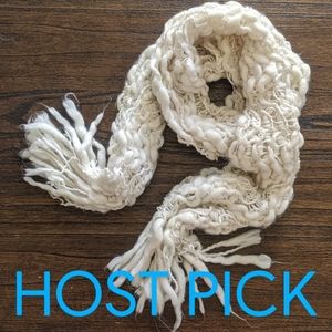 💕HOST PICK💕 Fluffy Scarf